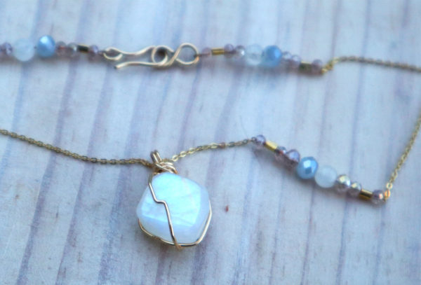 Small rainbow moonstone pendant